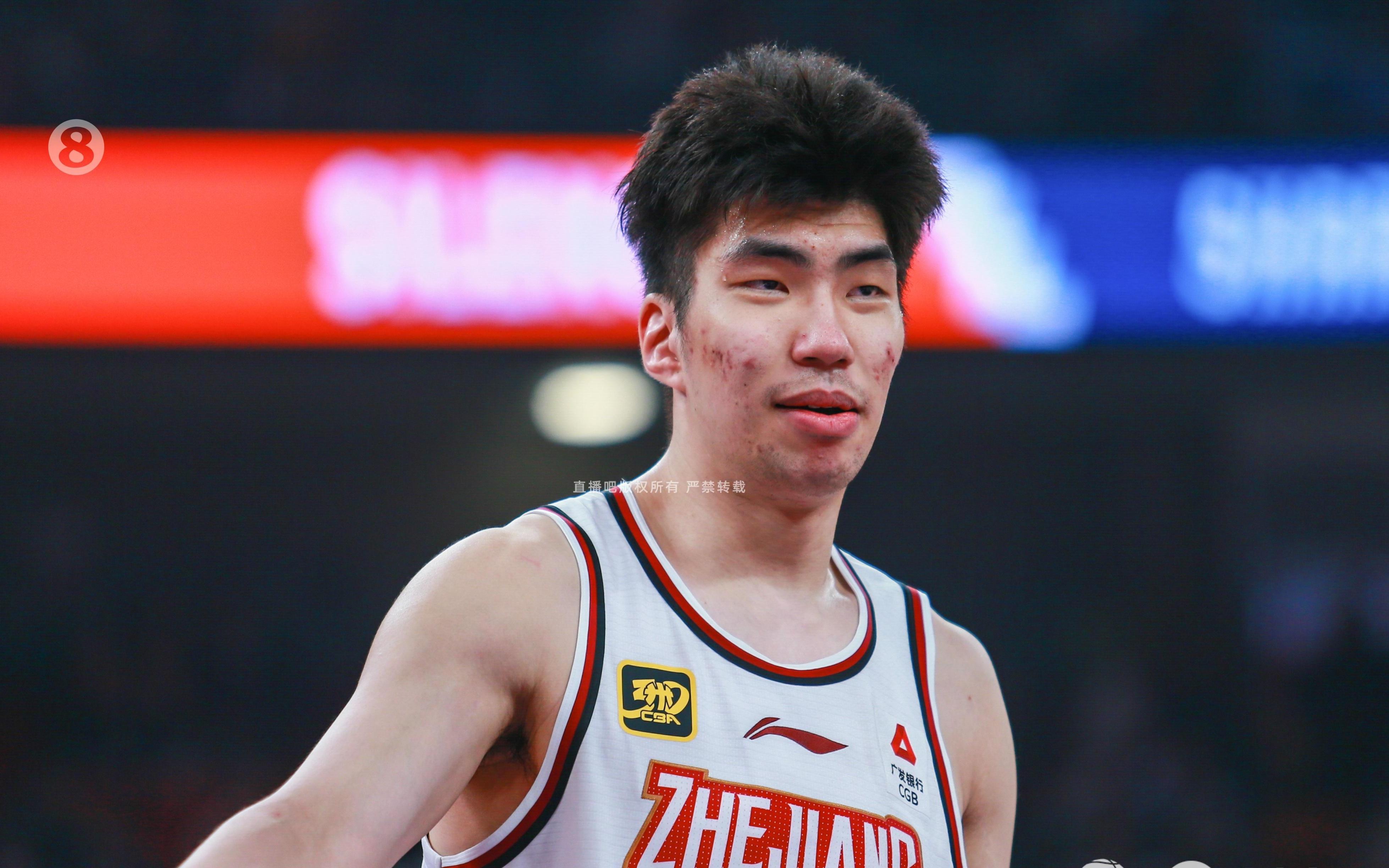 首秀！余嘉豪面對母隊畢爾巴鄂半場2中1&罰球2中1得到3分4籃板