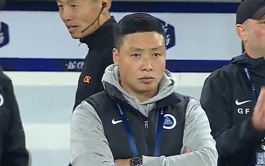 恭喜深圳！拿下中超2連勝，前國足天才一鳴驚人，保級徹底穩(wěn)了
