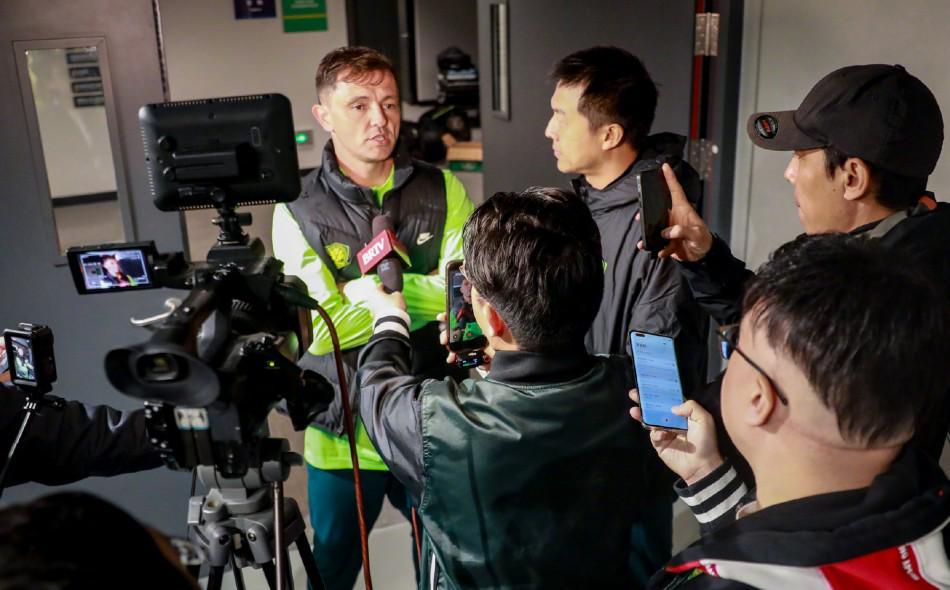 這一刻，北京國安：像極了一類“特殊的”考生！